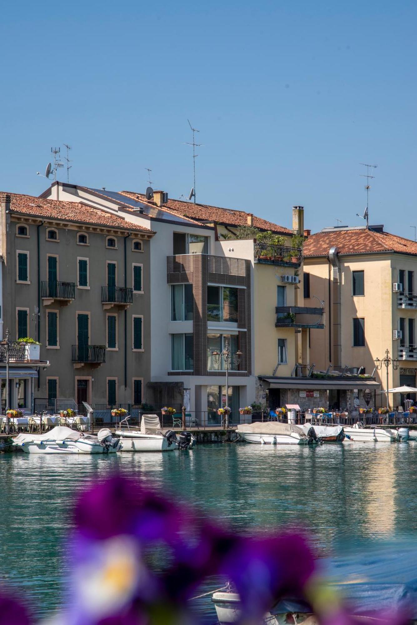 Palazzo Cordigero - Apartments Peschiera del Garda Buitenkant foto