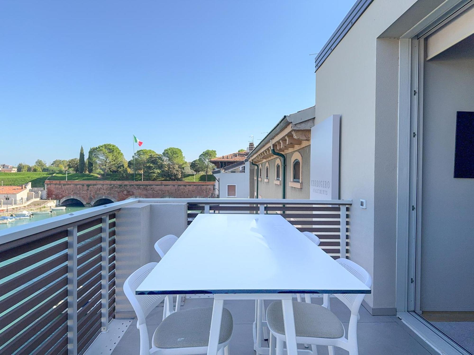 Palazzo Cordigero - Apartments Peschiera del Garda Buitenkant foto