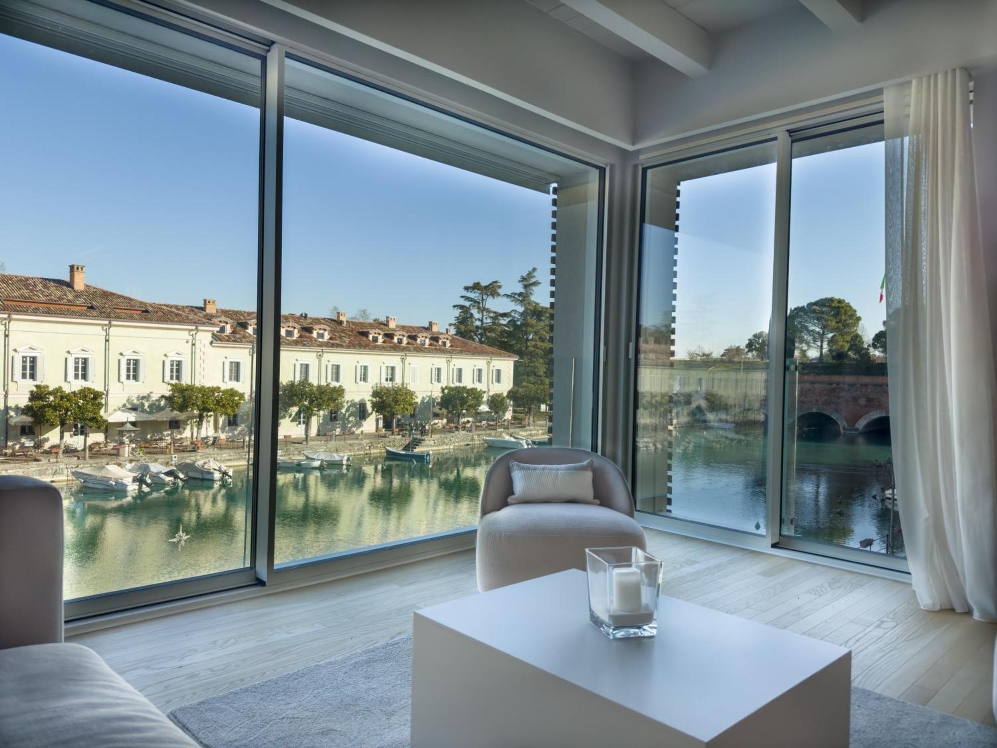 Palazzo Cordigero - Apartments Peschiera del Garda Buitenkant foto