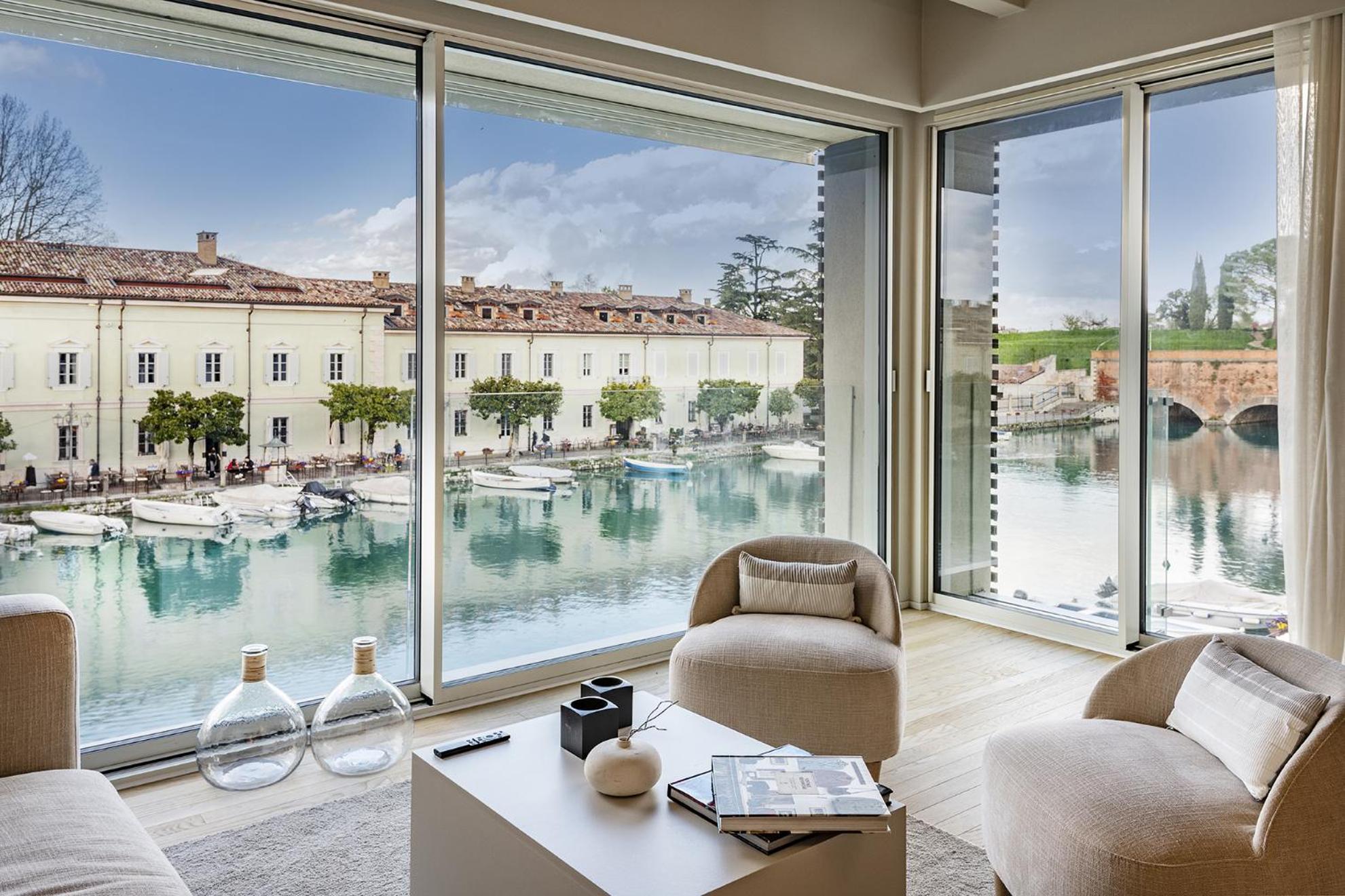 Palazzo Cordigero - Apartments Peschiera del Garda Buitenkant foto
