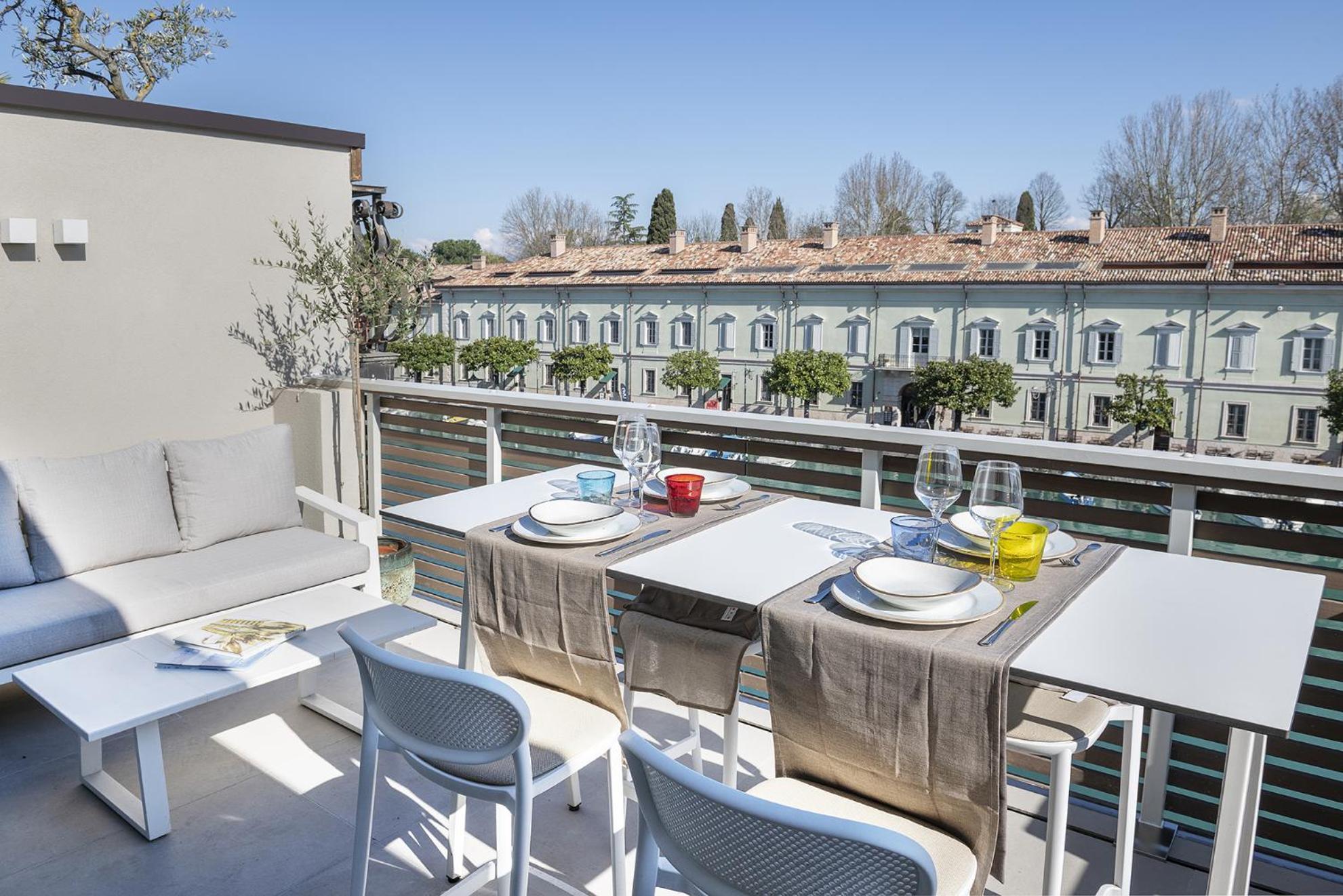 Palazzo Cordigero - Apartments Peschiera del Garda Buitenkant foto